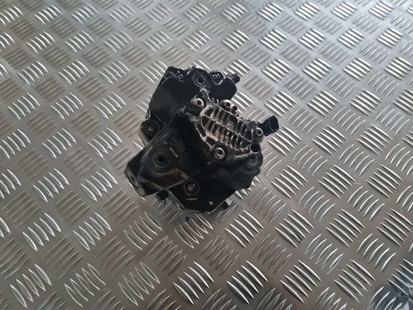 Augstspiediena degvielas sūknis priekš VOLVO V70 2003 SILVER