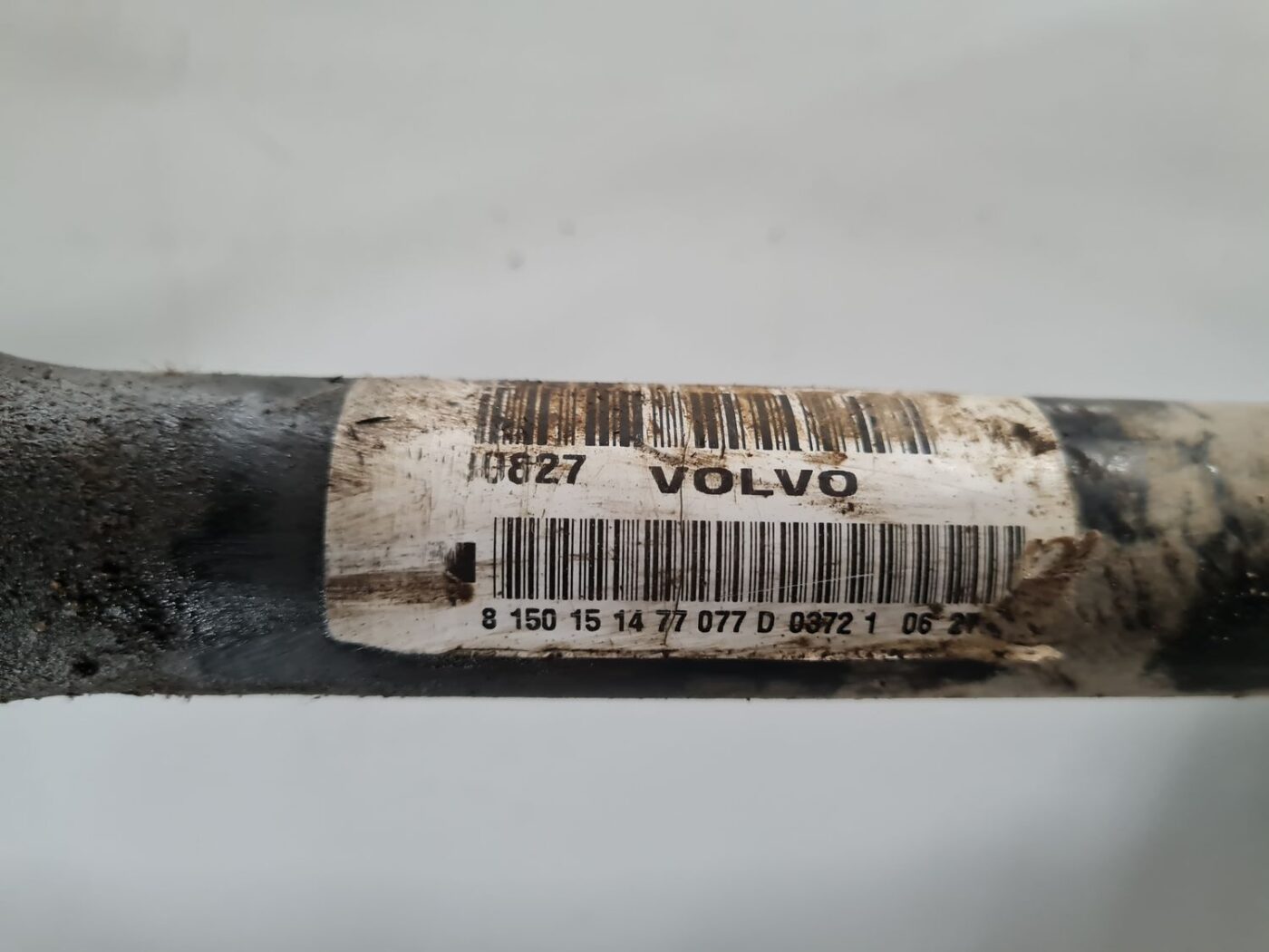 Pusass priekšējā kreisā priekš VOLVO V70 2003 SILVER 3 Pusass priekšējā kreisā priekš VOLVO V70 2003 SILVER