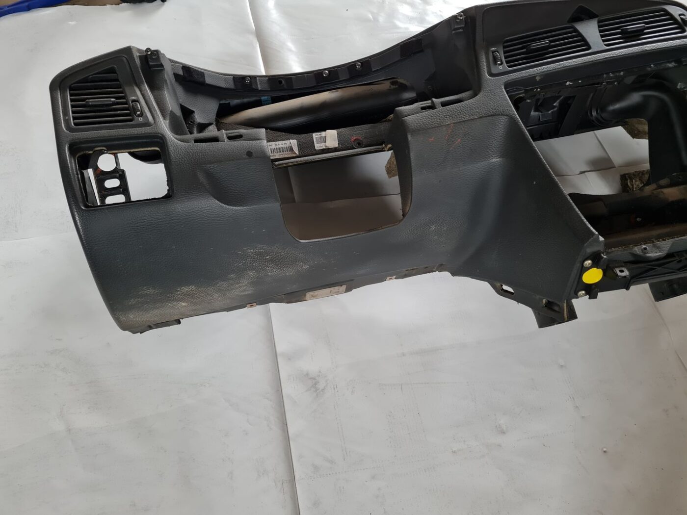 Mērinstrumentu panelis priekš VOLVO V70 2003 SILVER 3 Mērinstrumentu panelis priekš VOLVO V70 2003 SILVER