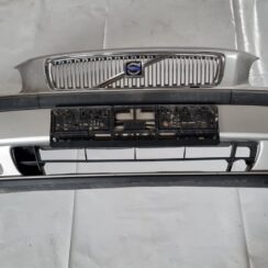 Priekšējais buferis priekš VOLVO V70 2003 SILVER