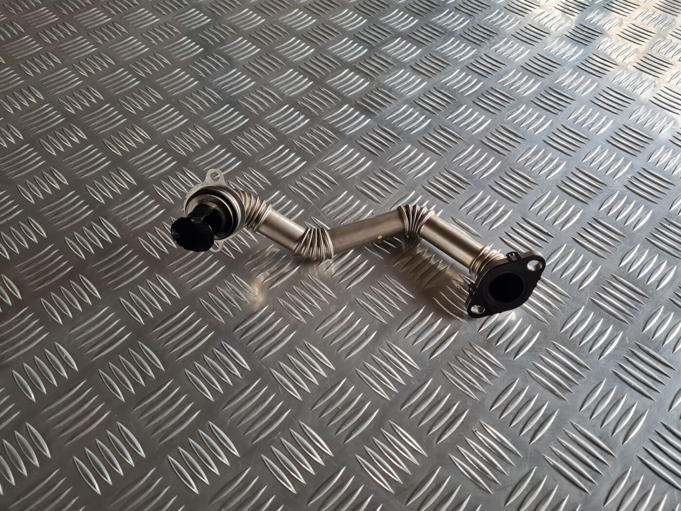 EGR caurule priekš CITROEN C4 2018 2 EGR caurule priekš CITROEN C4 2018