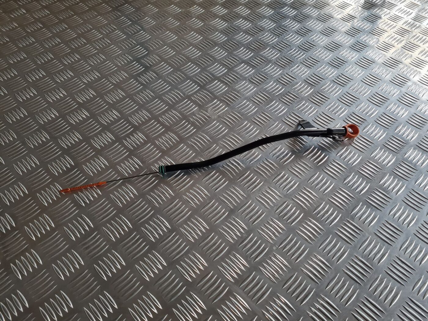 Eļļas mērstienis priekš CITROEN C4 2018