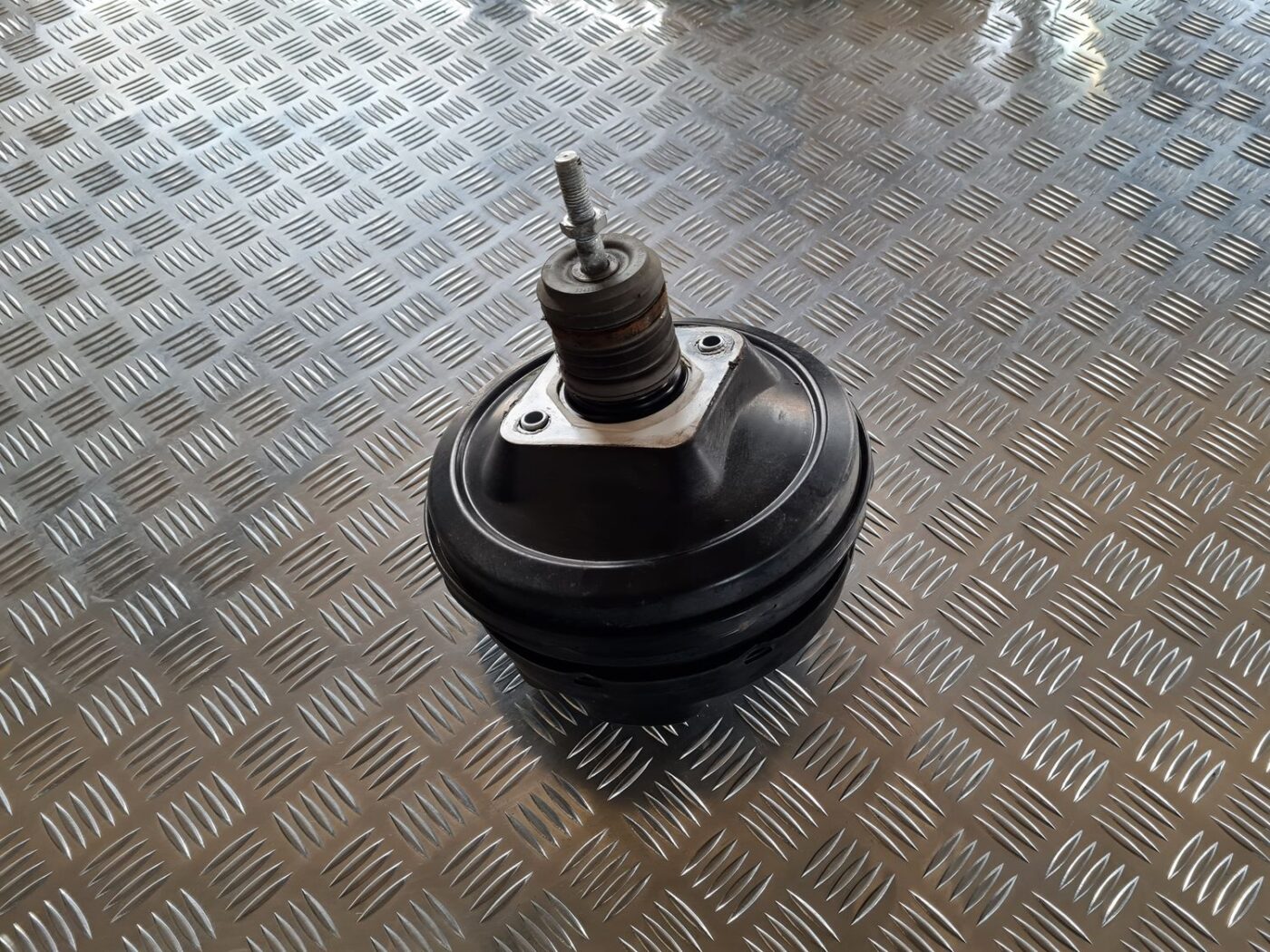 Vakuuma bremžu pastiprinātājs priekš VW PASSAT 2004 UNIVERSAL GREY 1 Vakuuma bremžu pastiprinātājs priekš VW PASSAT 2004 UNIVERSAL GREY