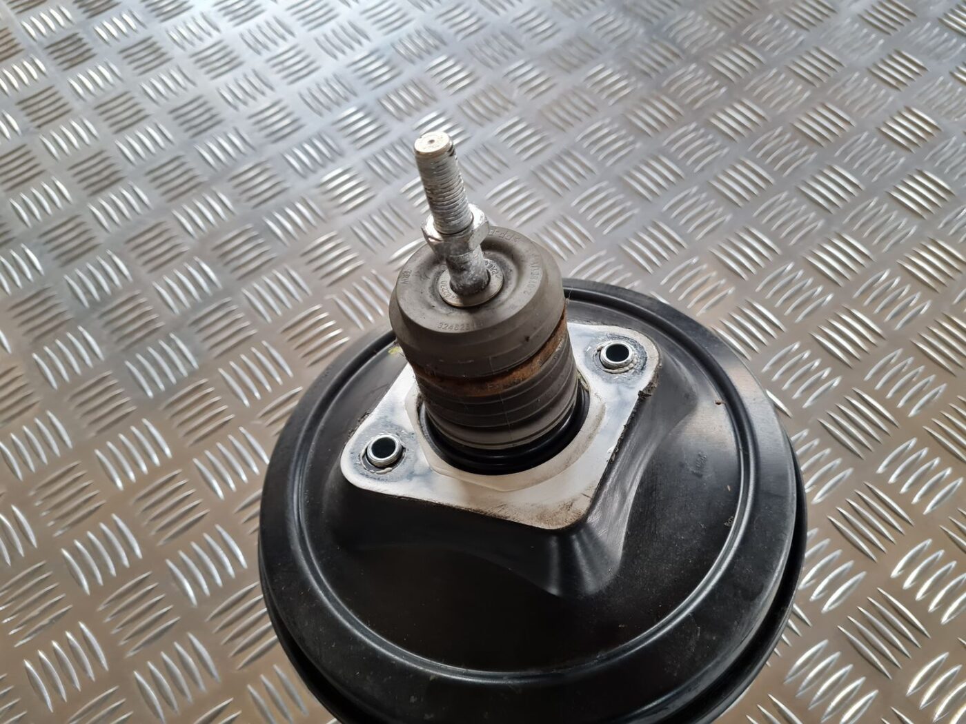 Vakuuma bremžu pastiprinātājs priekš VW PASSAT 2004 UNIVERSAL GREY 2 Vakuuma bremžu pastiprinātājs priekš VW PASSAT 2004 UNIVERSAL GREY