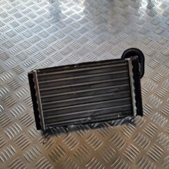 Apsildes sistēmas radiators priekš VW PASSAT 2004 UNIVERSAL GREY