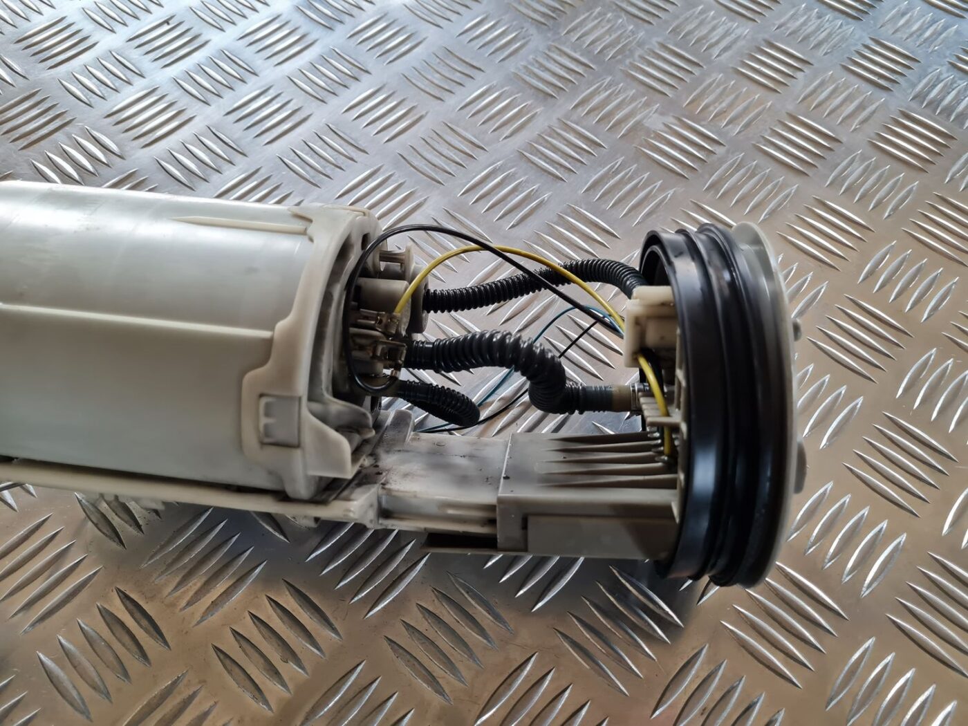 Degvielas tvertnes sūknis priekš VW PASSAT 2004 UNIVERSAL GREY 5 Degvielas tvertnes sūknis priekš VW PASSAT 2004 UNIVERSAL GREY