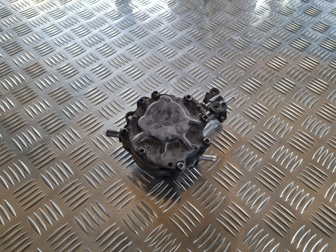 Vakuuma sūknis priekš VW PASSAT 2004 UNIVERSAL GREY 2 Vakuuma sūknis priekš VW PASSAT 2004 UNIVERSAL GREY