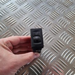 Sēdekļa apsildes ieslēgšanas poga priekš VW PASSAT 2004 UNIVERSAL GREY