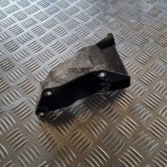 Dzinēja kronšteins priekš VW PASSAT 2004 UNIVERSAL GREY