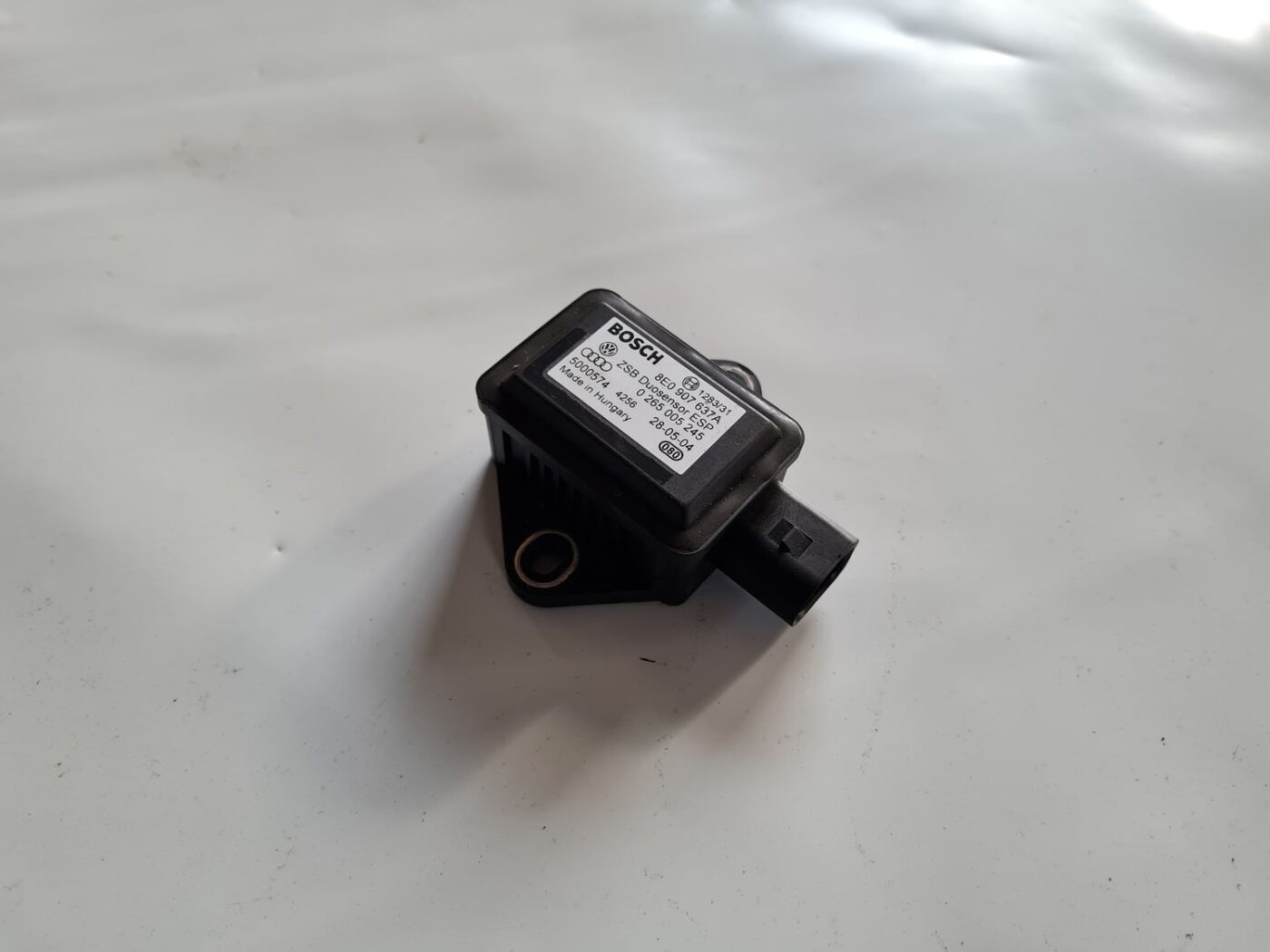 ESP ātruma devējs priekš VW PASSAT 2004 UNIVERSAL GREY 1 ESP ātruma devējs priekš VW PASSAT 2004 UNIVERSAL GREY