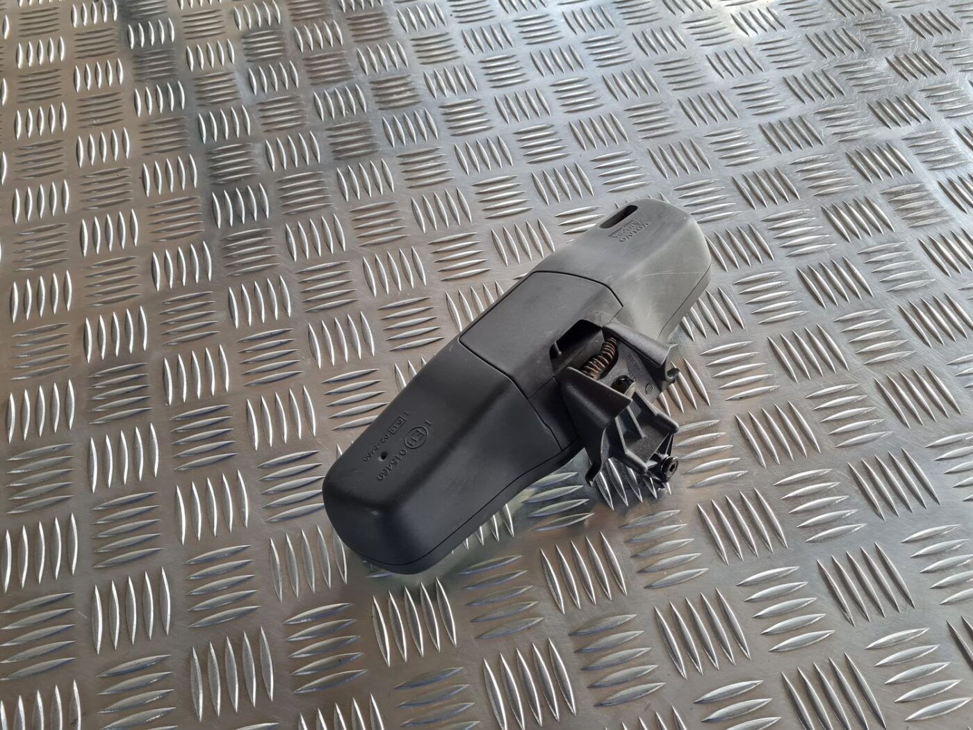 Salona atpakaļskata spogulis priekš VOLVO S60 2008 4 Salona atpakaļskata spogulis priekš VOLVO S60 2008