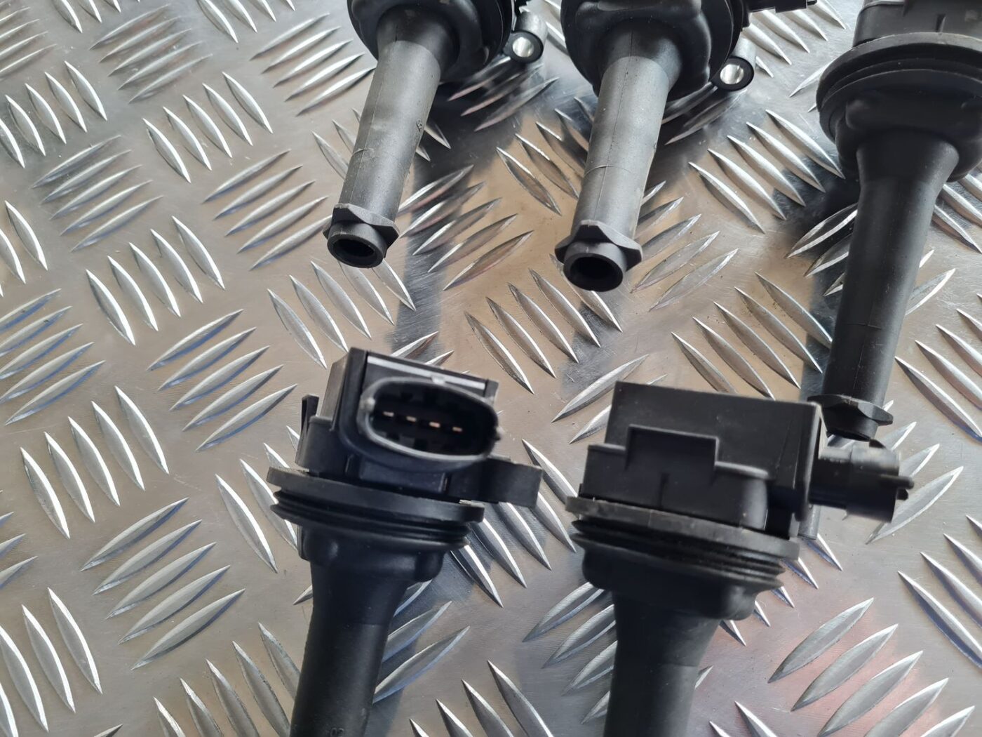 Augstsprieguma spole priekš VOLVO S60 2008 2 Augstsprieguma spole priekš VOLVO S60 2008