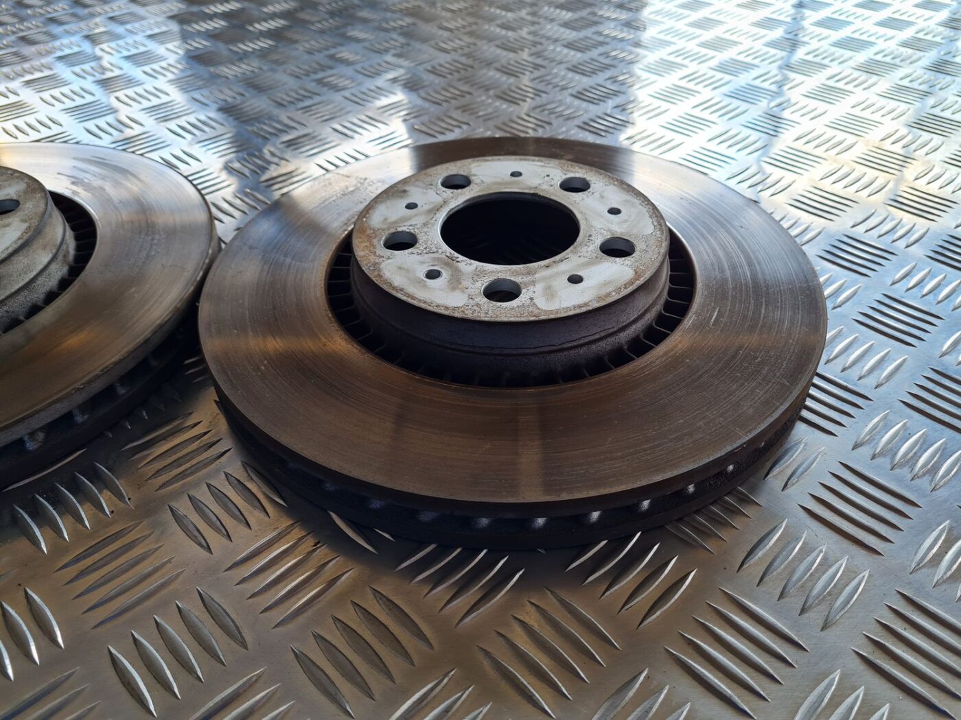 Priekšējie bremžu diski priekš VOLVO S60 2008 5 Priekšējie bremžu diski priekš VOLVO S60 2008