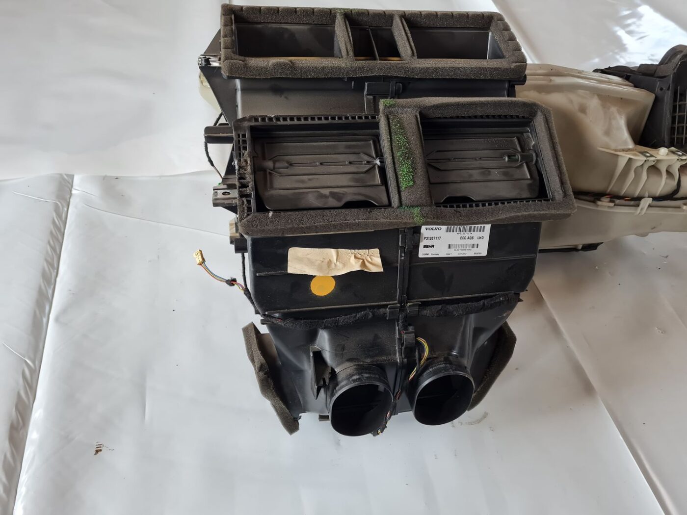 Salona sildītājs priekš VOLVO S60 2008