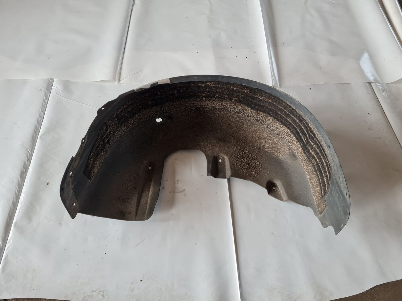 Aizmugurējais labais paspārns priekš VOLVO S60 2008