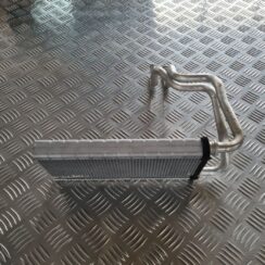 Apsildes sistēmas radiators priekš SUBARU LEGACY 2010