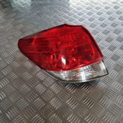 Aizmugurējais kreisais lukturis priekš SUBARU LEGACY 2010