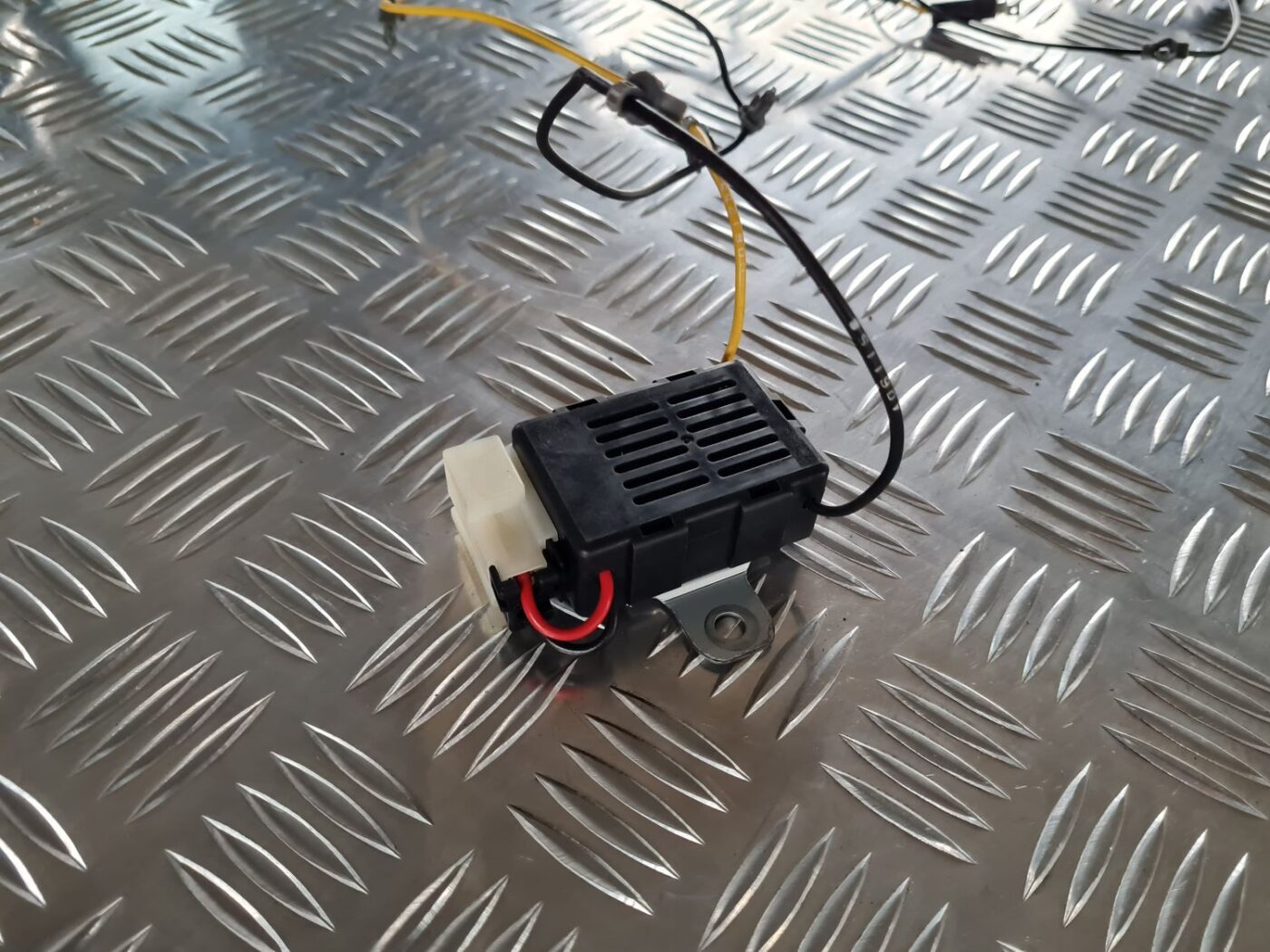 Audio trokšņu slāpētājs priekš SUBARU LEGACY 2010