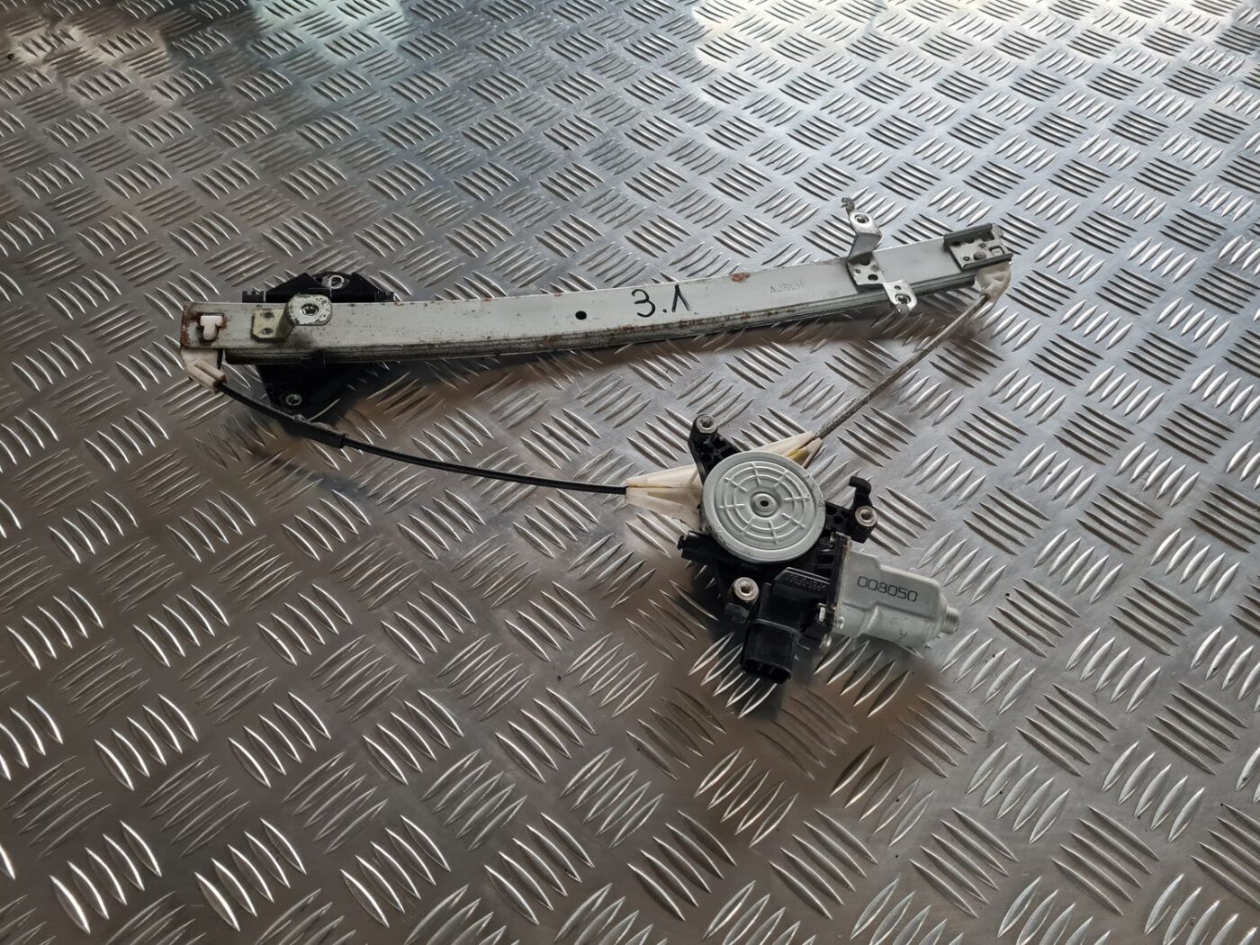 Stikla pacelšanas mehānisms aizmugurējais kreisais priekš SUBARU LEGACY 2010 1 Stikla pacelšanas mehānisms aizmugurējais kreisais priekš SUBARU LEGACY 2010