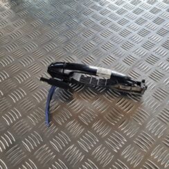 Aizmugurējais kreisais durvju rokturis priekš SUBARU LEGACY 2010