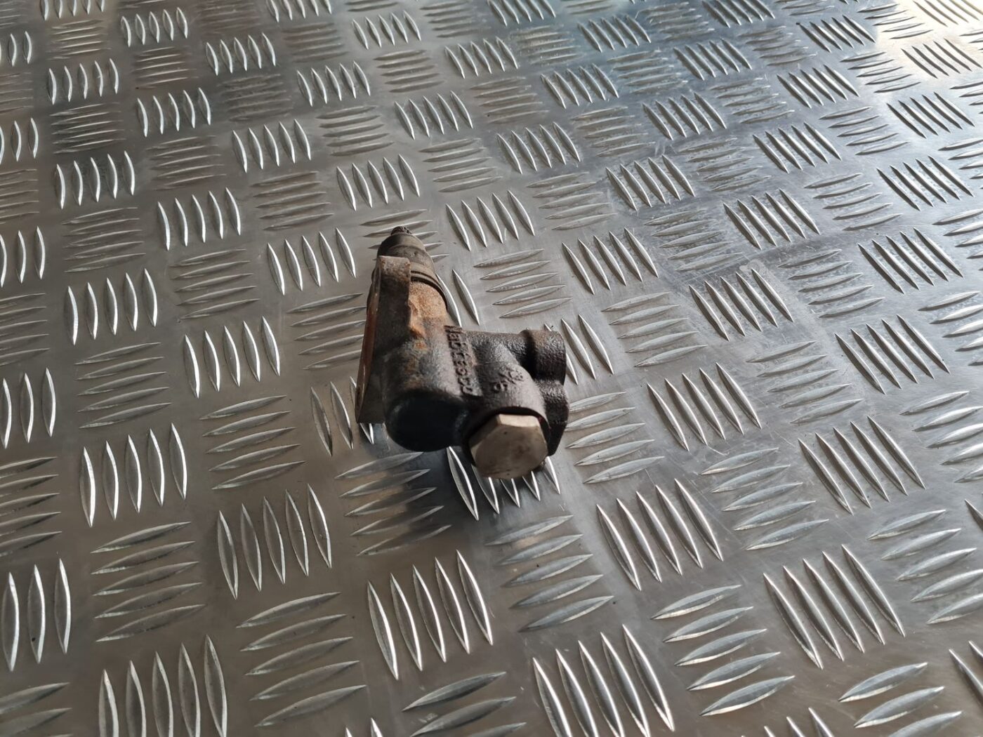 Sajūga palīgcilindrs priekš SUBARU LEGACY 2010 3 Sajūga palīgcilindrs priekš SUBARU LEGACY 2010