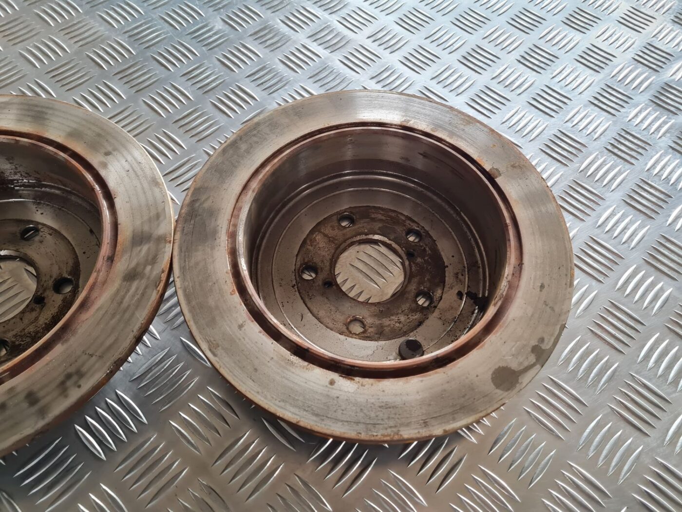 Aizmugurējie bremžu diski priekš SUBARU LEGACY 2010