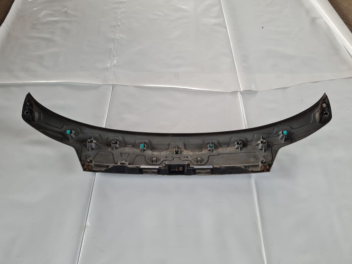 Numura zīmes gaismas uzlika komplektā priekš SUBARU LEGACY 2010