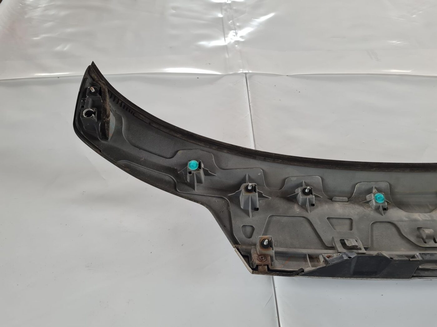 Numura zīmes gaismas uzlika komplektā priekš SUBARU LEGACY 2010