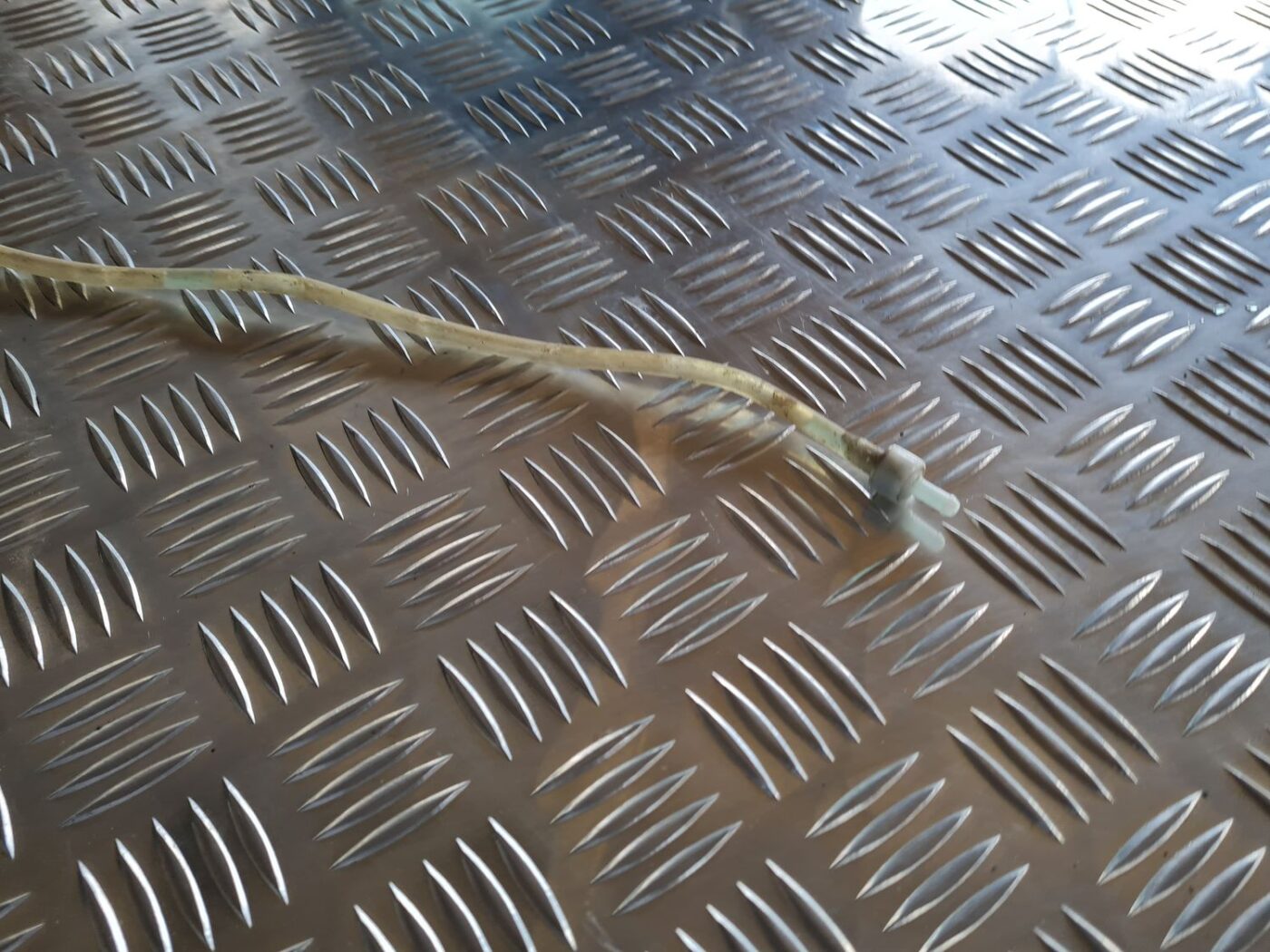 Vējstikla mazgāšanas šķidruma sprauslu šļūtene priekš SUBARU LEGACY 2010 3 Vējstikla mazgāšanas šķidruma sprauslu šļūtene priekš SUBARU LEGACY 2010