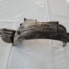 Priekšējais kreisais paspārns priekš SUBARU LEGACY 2010