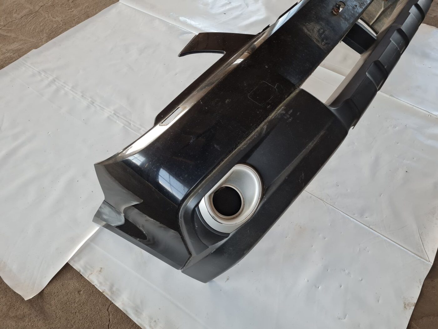 Priekšējais buferis priekš SUBARU LEGACY 2010 2 Priekšējais buferis priekš SUBARU LEGACY 2010