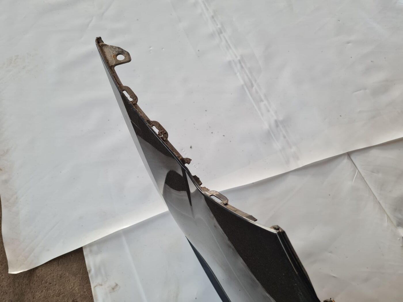 Priekšējais buferis priekš SUBARU LEGACY 2010 7 Priekšējais buferis priekš SUBARU LEGACY 2010