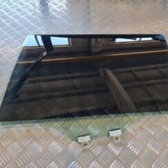 Aizmugurējo kreiso durvju stikls priekš SUBARU LEGACY 2010