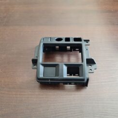 Mērinstrumentu paneļa dekoratīvais rāmis priekš SUBARU LEGACY 2009