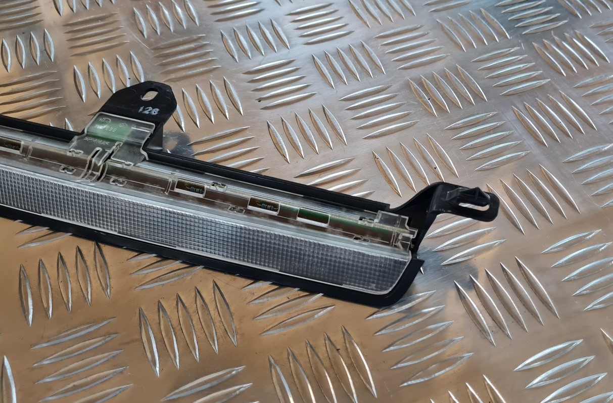 Stop signāls priekš VOLVO V70 2006