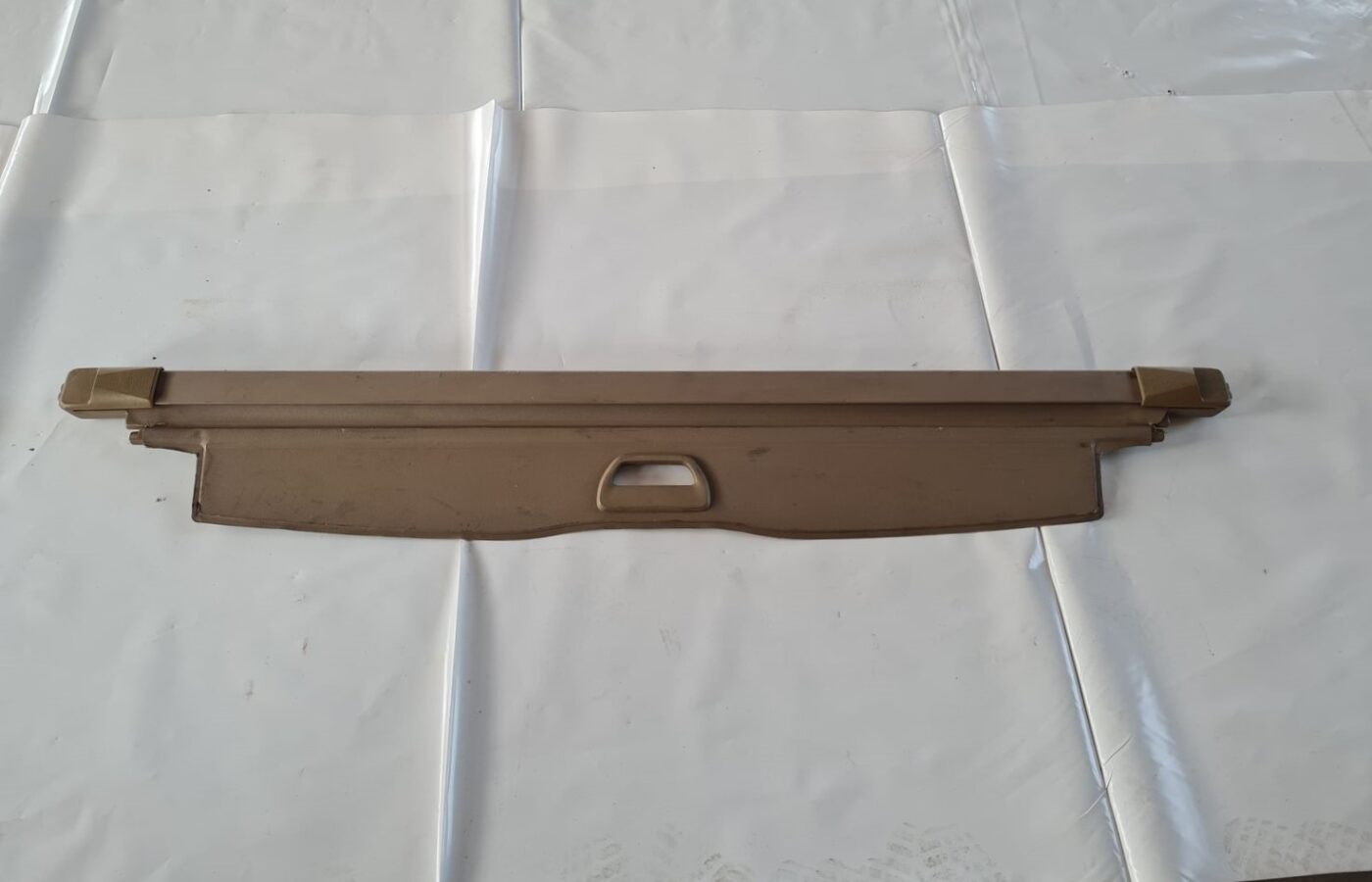 Bagāžnieka žalūzija priekš VOLVO V70 2006 1 Bagāžnieka žalūzija priekš VOLVO V70 2006