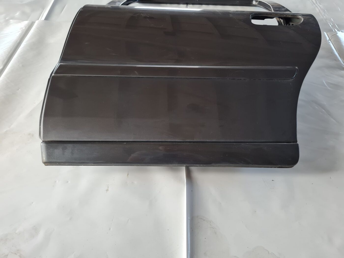 Aizmugurējās kreisās durvis priekš VOLVO V70 2006