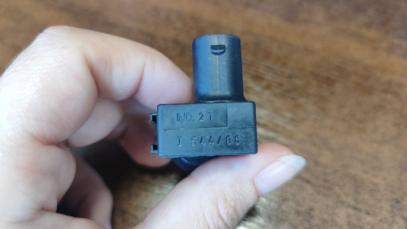 Gaisa kvalitātes sensors priekš VOLVO V70 2009 5 Gaisa kvalitātes sensors priekš VOLVO V70 2009