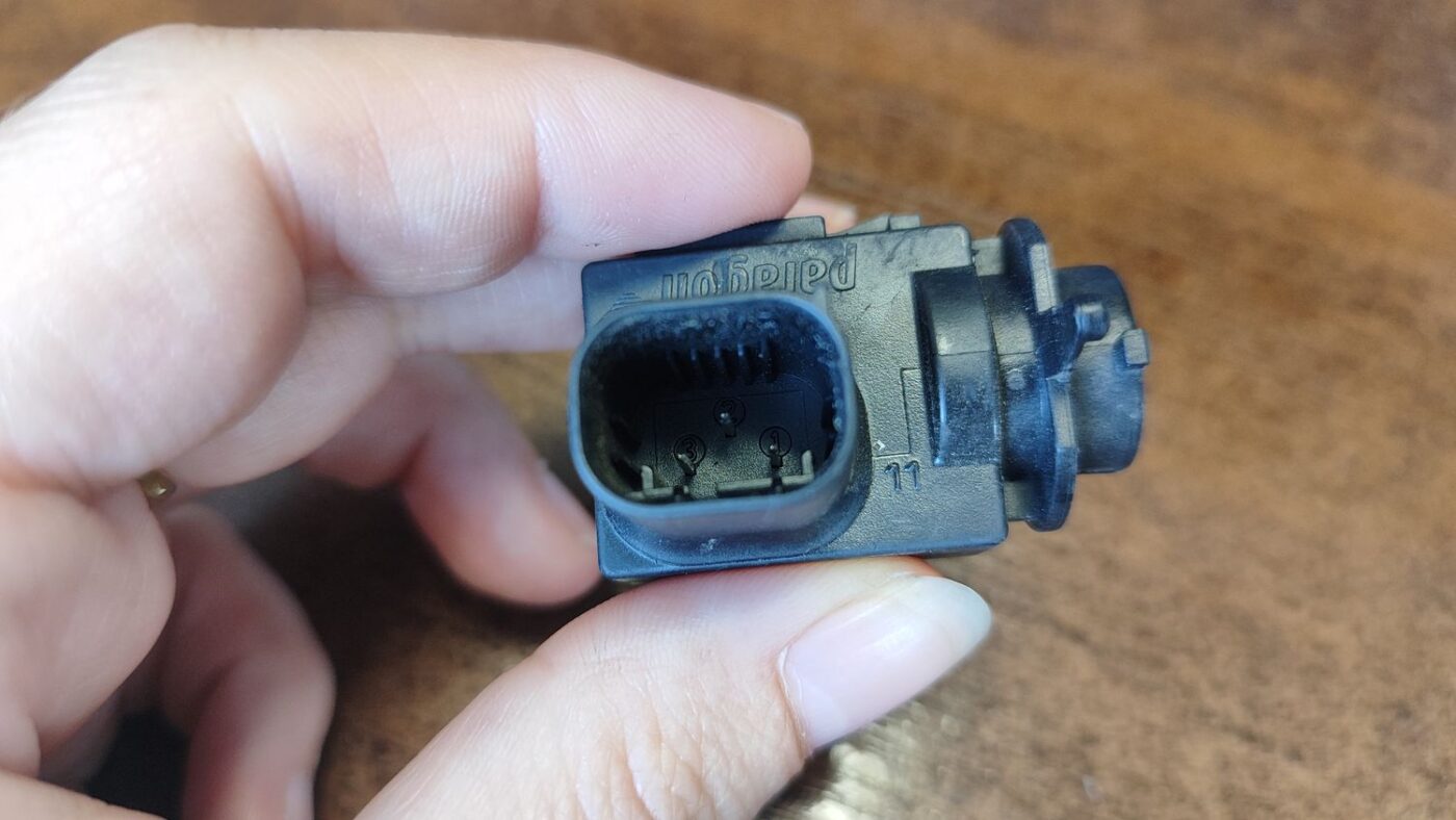 Gaisa kvalitātes sensors priekš VOLVO V70 2009 4 Gaisa kvalitātes sensors priekš VOLVO V70 2009