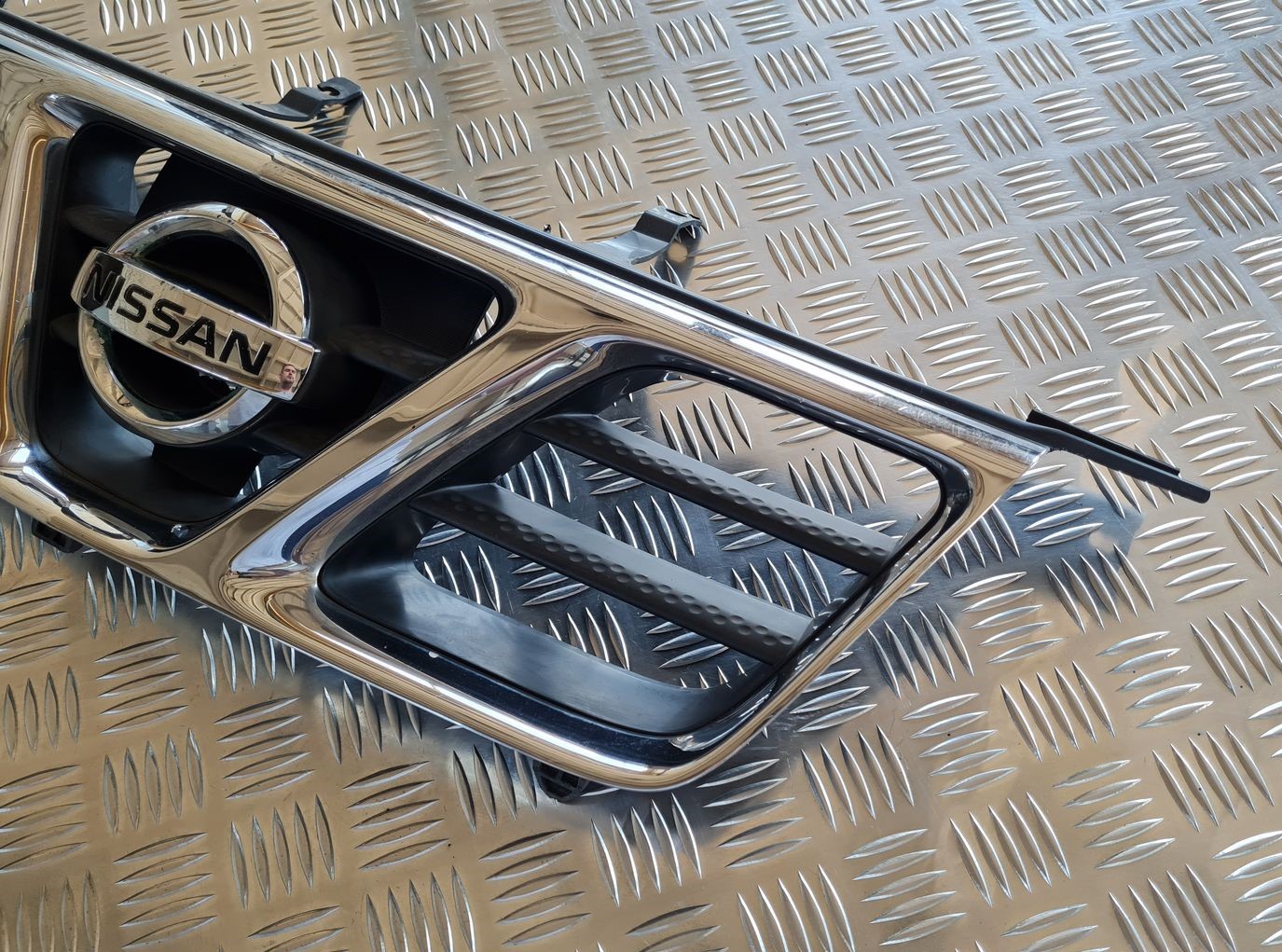 Bufera reste priekš NISSAN X-TRAIL 2002 8 Bufera reste priekš NISSAN X-TRAIL 2002