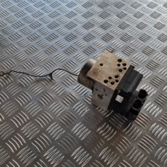 ABS bloks priekš NISSAN X-TRAIL 2002