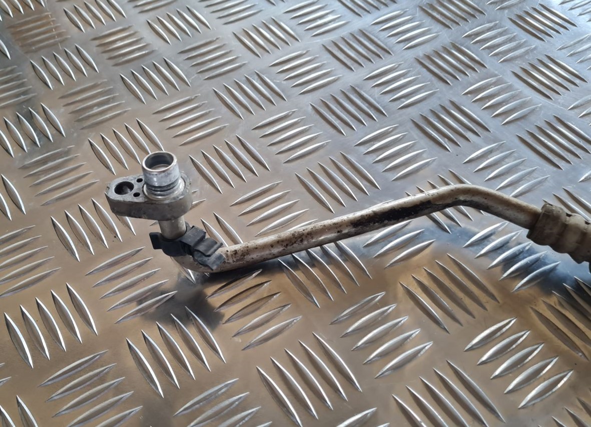 Gaisa kondicioniera caurule priekš NISSAN X-TRAIL 2002 2 Gaisa kondicioniera caurule priekš NISSAN X-TRAIL 2002