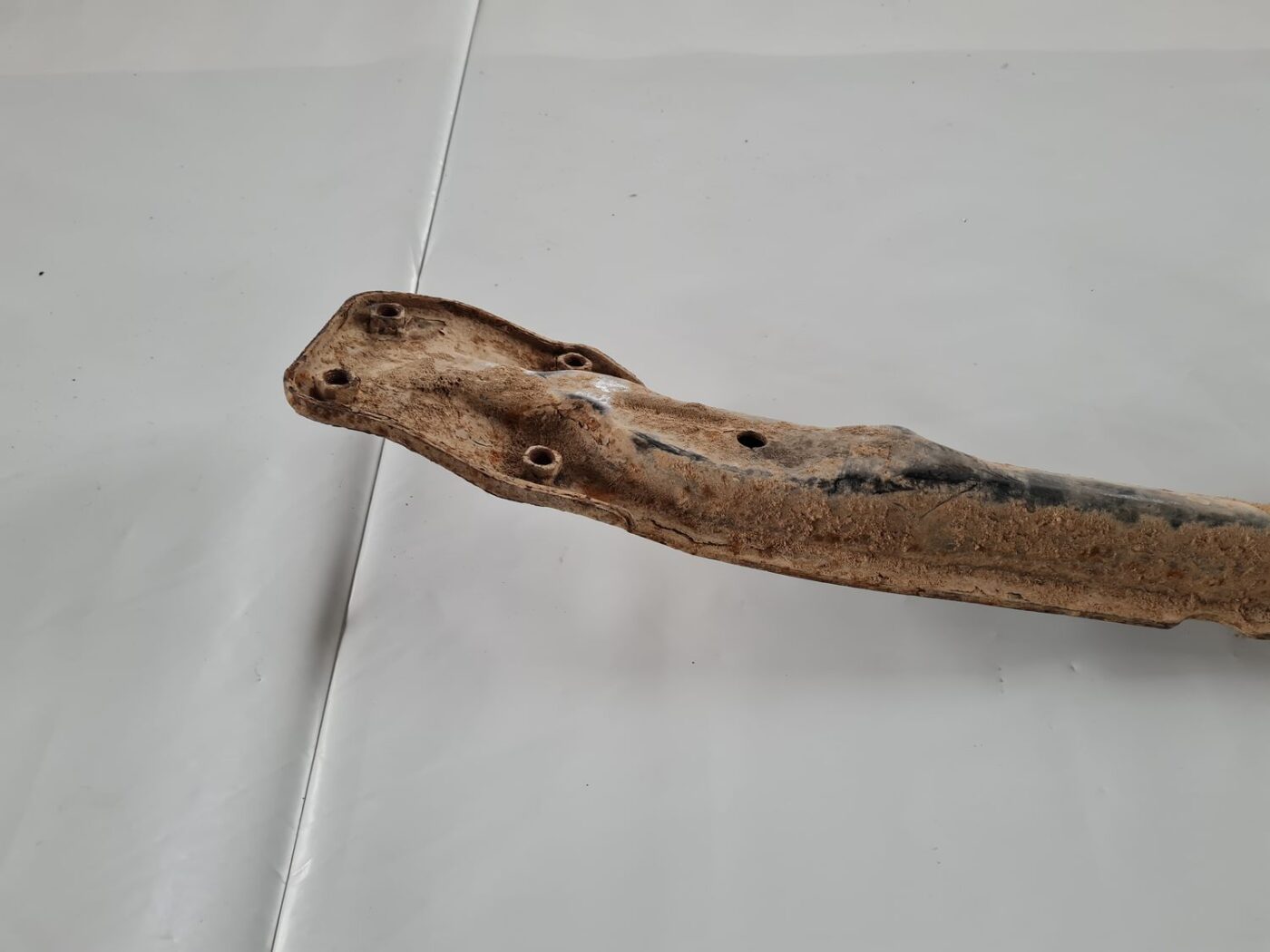 Priekšējais tilts/Priekšējais šķērsnis priekš NISSAN X-TRAIL 2002