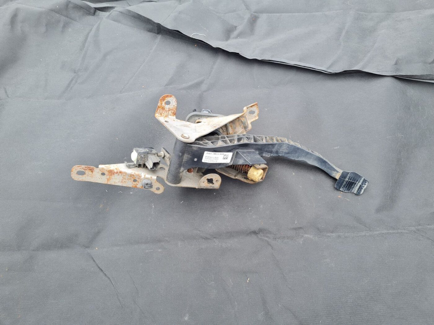 Sajūga pedālis priekš FORD C-MAX 2011 1 Sajūga pedālis priekš FORD C-MAX 2011