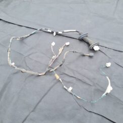 Durvju vadi priekš TOYOTA COROLLA VERSO 2005