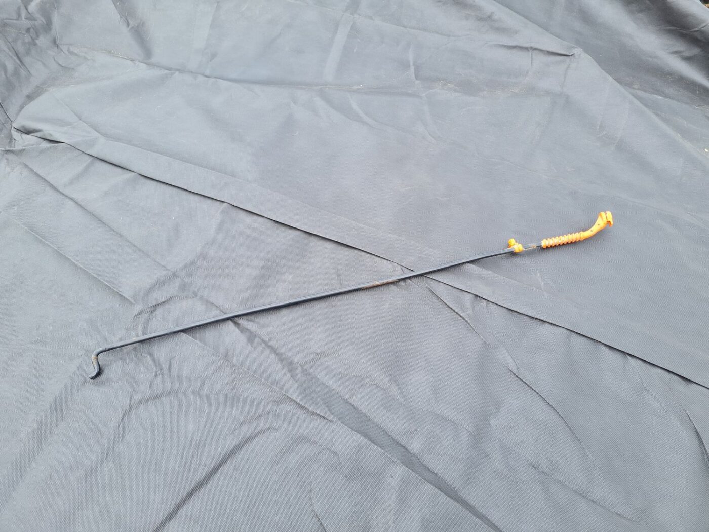 Dzinēja pārsega atbalsta kāja priekš TOYOTA COROLLA VERSO 2005