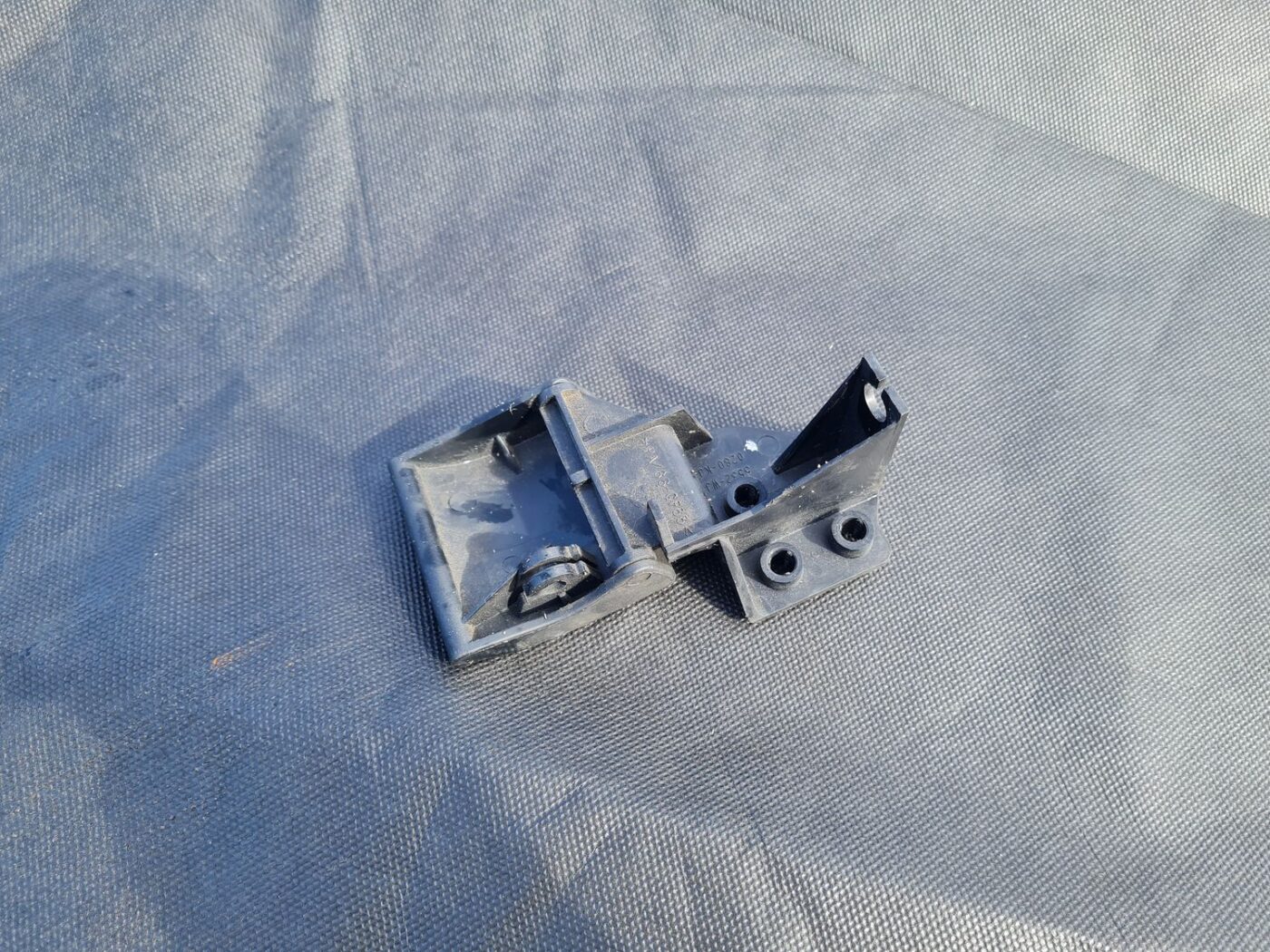 Pārsega atveršanas rokturis salonā priekš JEEP GRAND CHEROKEE 2004