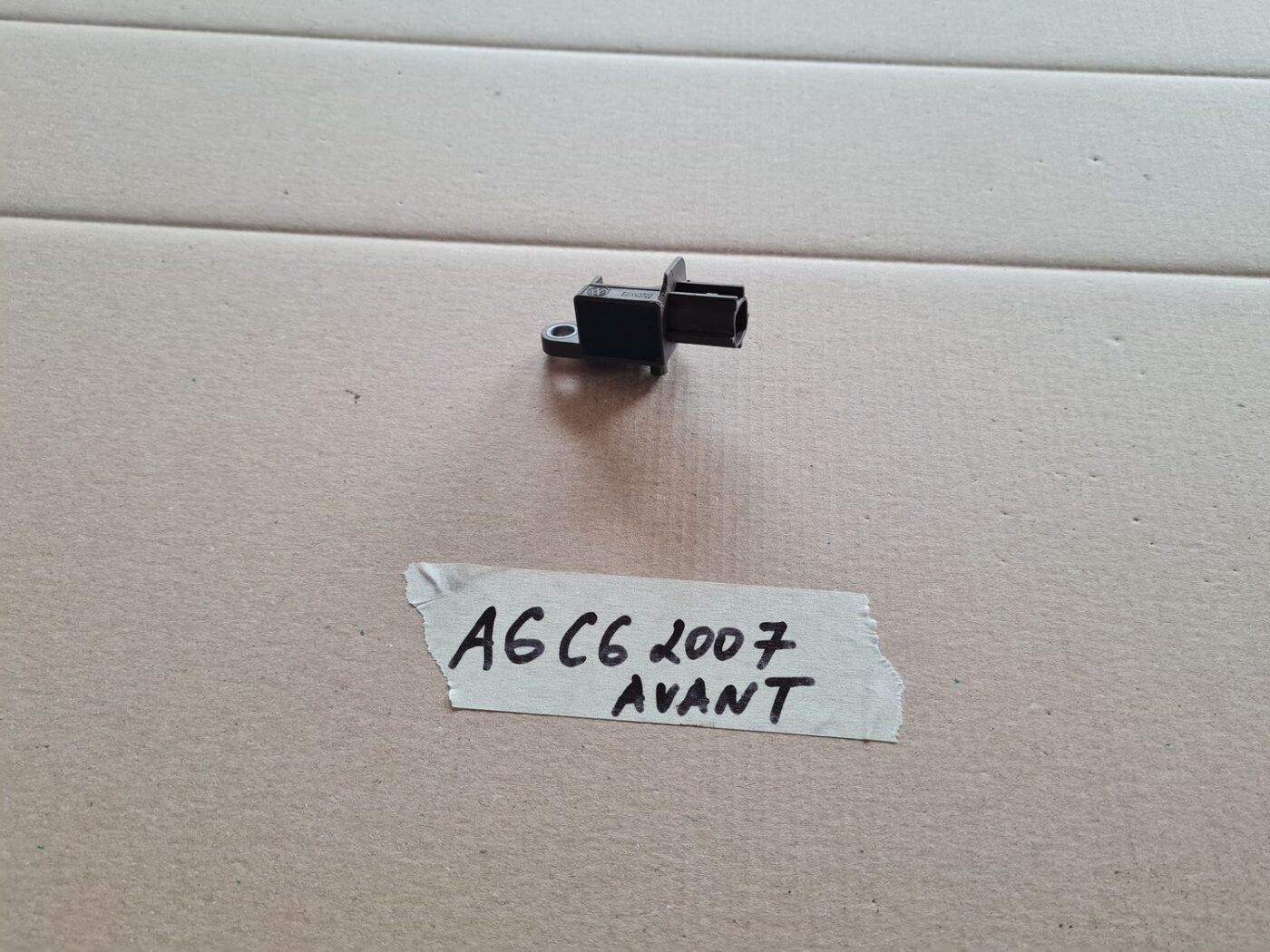 Drošības spilvena trieciensensors priekš AUDI A6 AVANT 2007 QUATTRO 1 Drošības spilvena trieciensensors priekš AUDI A6 AVANT 2007 QUATTRO