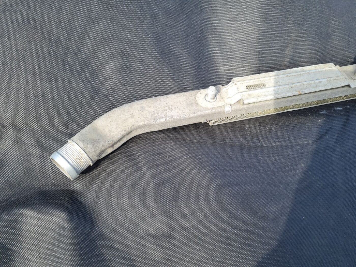 Interkulera caurule priekš AUDI A6 AVANT 2007 QUATTRO 2 Interkulera caurule priekš AUDI A6 AVANT 2007 QUATTRO