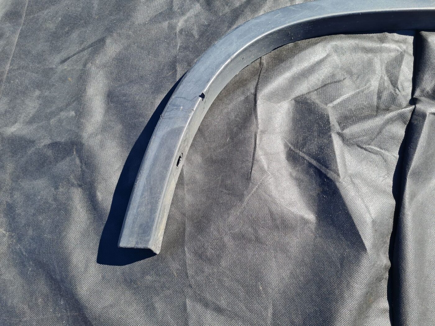 Aizmugurēja spārna uzlika (moldings) priekš NISSAN X-TRAIL 2008 7 Aizmugurēja spārna uzlika (moldings) priekš NISSAN X-TRAIL 2008